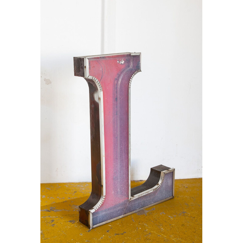 Suite of 6 vintage industrial letters Painted iron and methacrylate. Spain, 1970