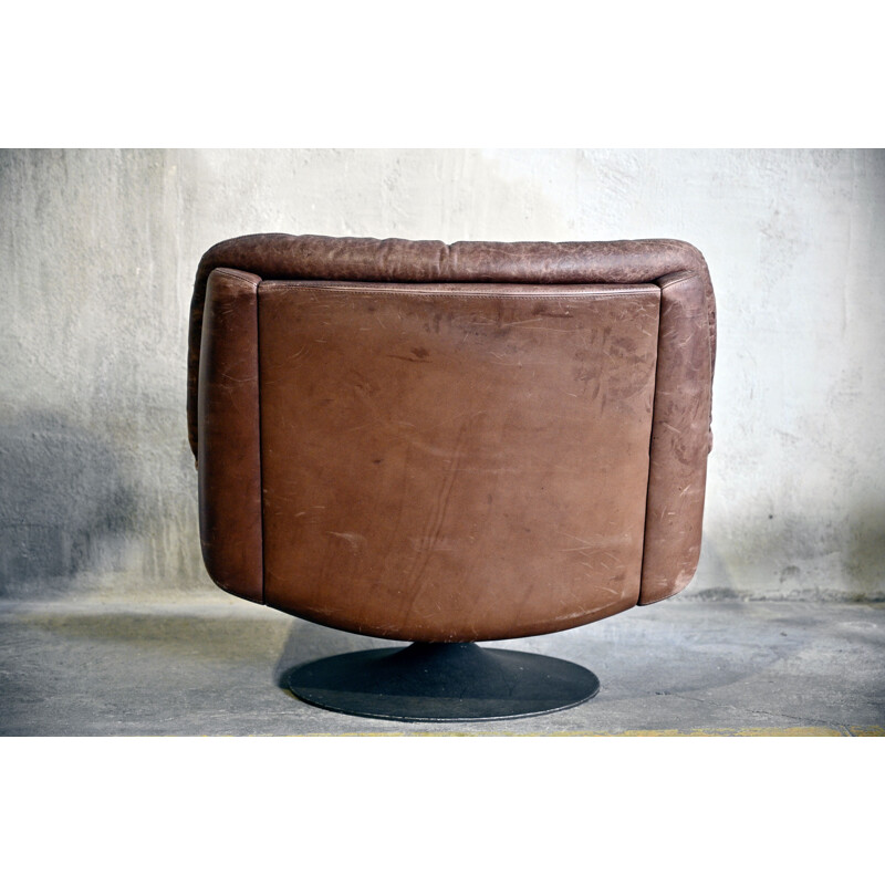 Vintage Brutalist Swivel Chair in Leather and Metal 1970s