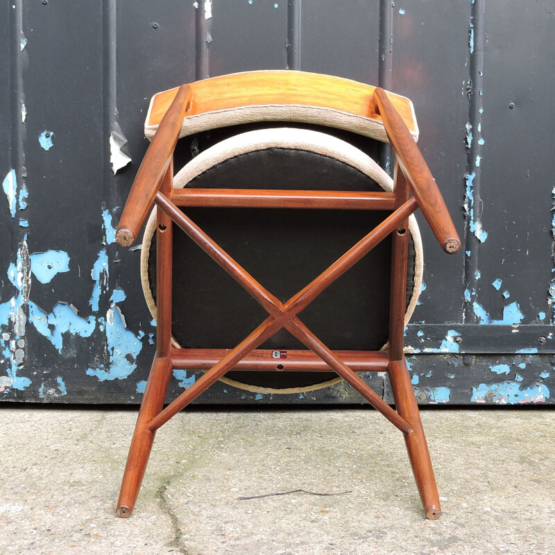 Set of 6 Mid-Century Teak and Cream Fabric Dining Chairs by G-Plan 1960s