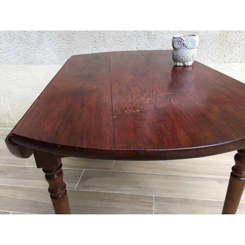 Vintage Round Table with Solid Oak Flaps