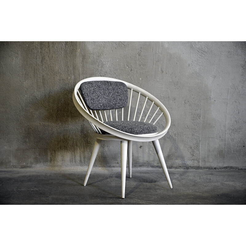 Vintage Grey & White Circle chair by Yngve Ekstrom for the Swedish 1960s