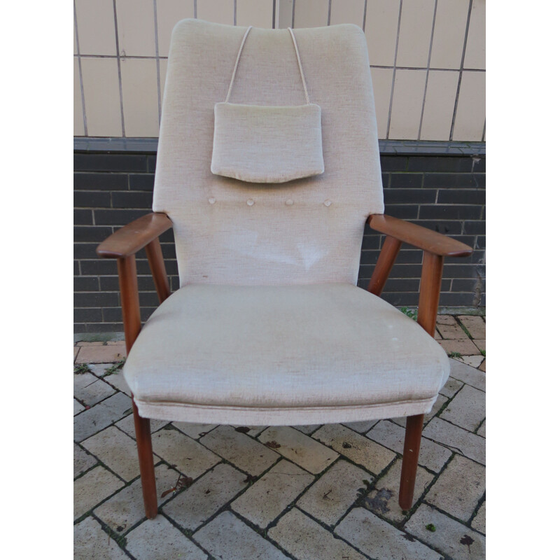 Vintage danish armchair in teak model 230 from Kurt Olsen