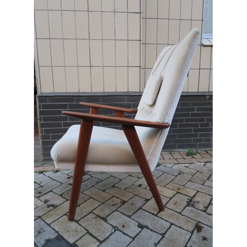 Dänischer Vintage-Sessel aus Teakholz Modell 230 von Kurt Olsen
