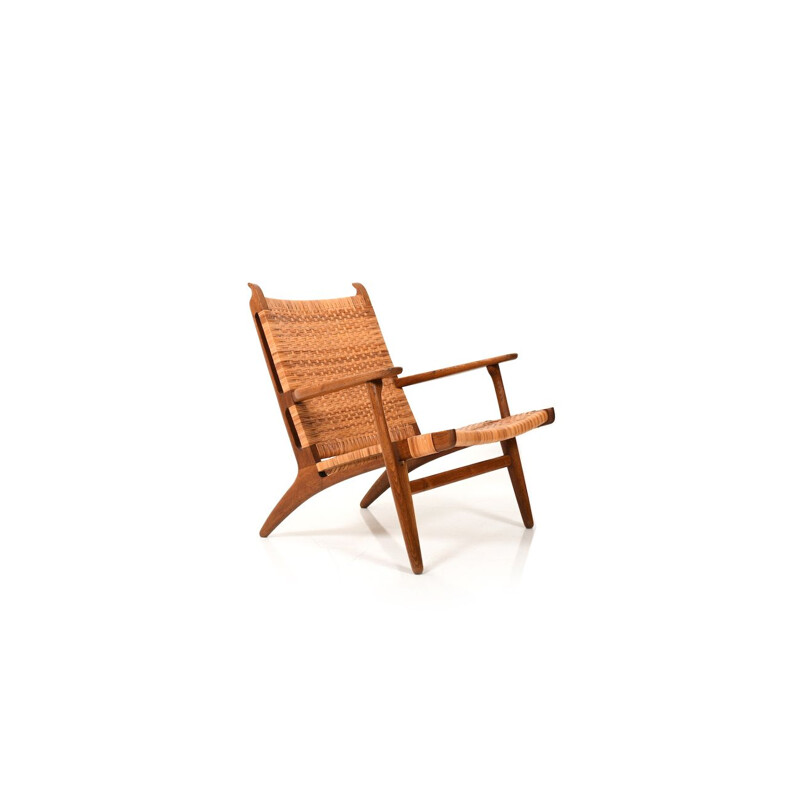 Lounge chair CH-27 by Hans J. Wegner