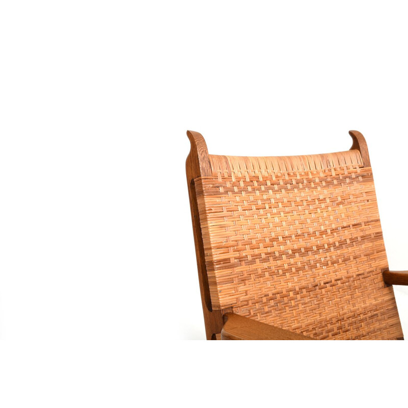 Lounge chair CH-27 by Hans J. Wegner