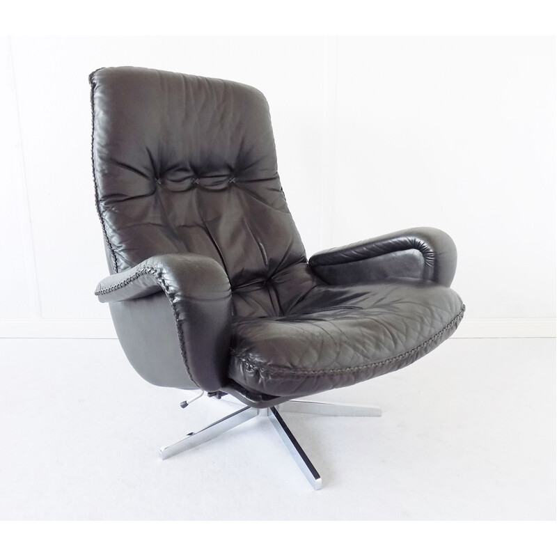 Vintage James Bond Chair black leather armchair 1969s