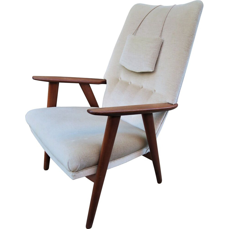 Vintage danish armchair in teak model 230 from Kurt Olsen