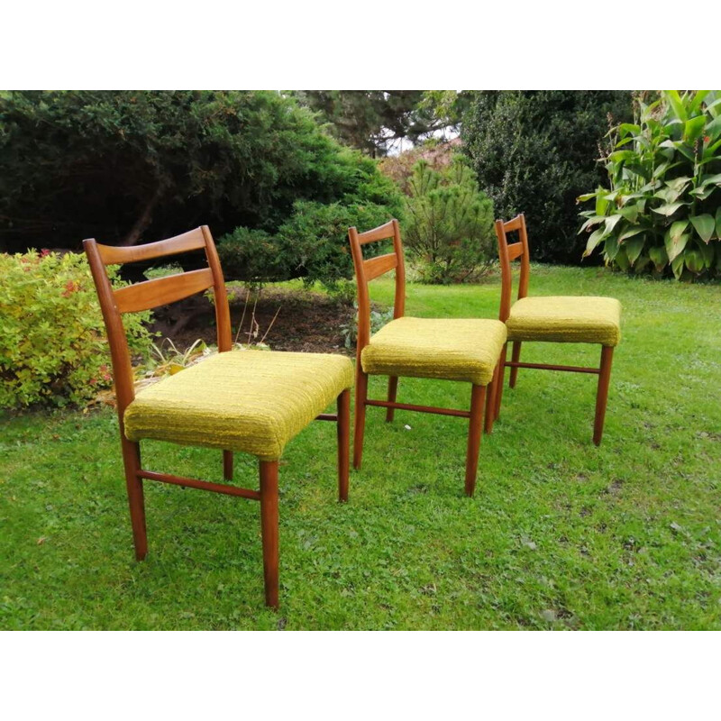 Set of 3 vintage chairs