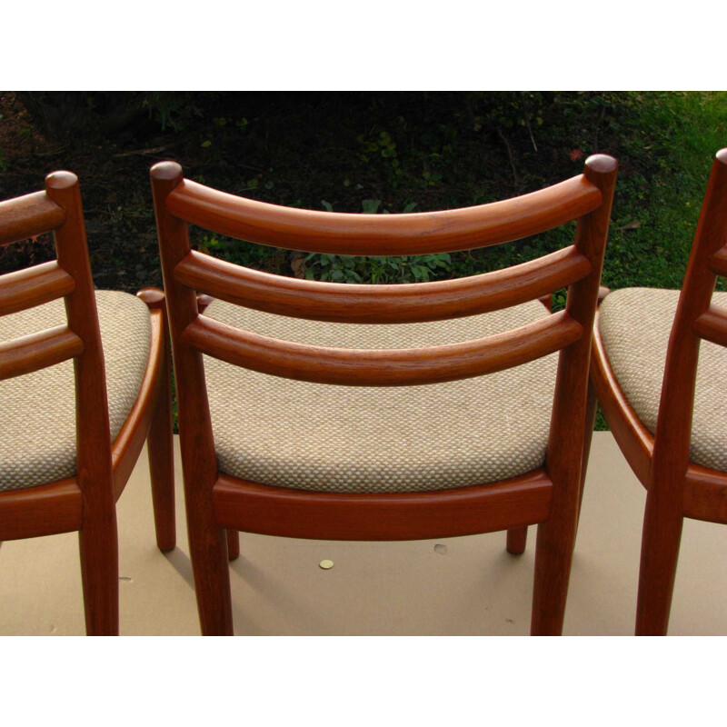 Lot de 4 chaises vintage en teck Danemark