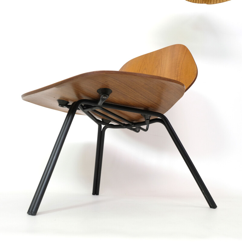 Vintage P31 driepoot fauteuil van Osvaldo Borsani voor Tecno 1963