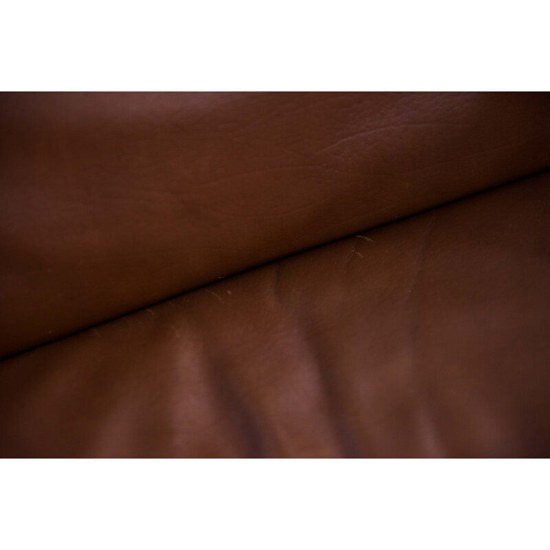Vintage swivel armchair 384 by Geoffrey Harcourt