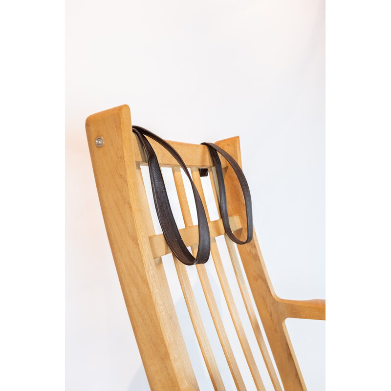 Large vintage armchair in oak and red wool fabric by Hans J. Wegner and Getama 1960