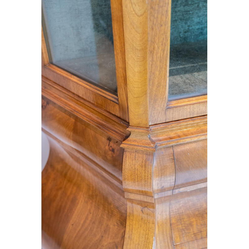 Vintage rococo glass cabinet in hand polished walnut by C. B. Hansen of Copenhagen, 1910