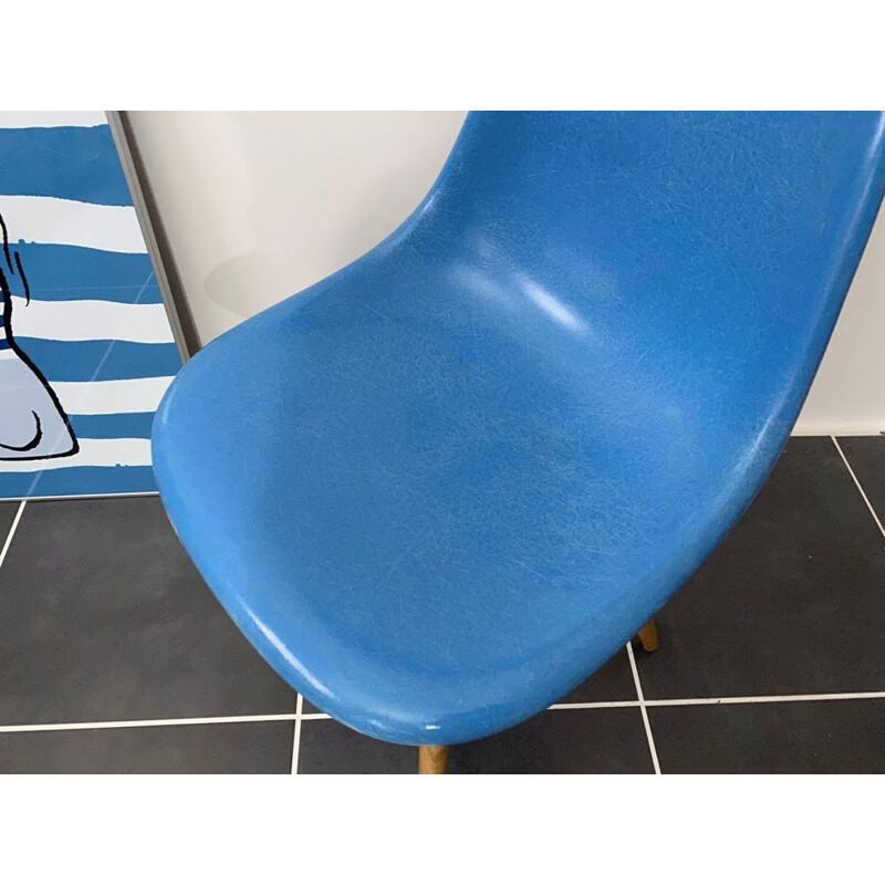 Vintage DSW turquoise blue Herman Miller edition chair by Charles & Ray Eames