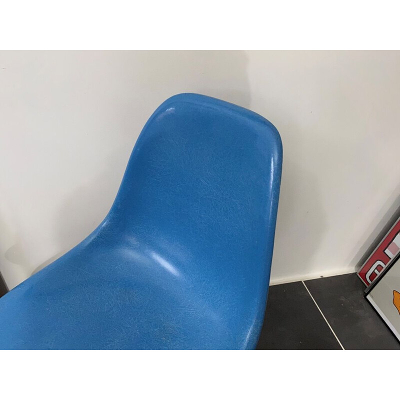 Chaise vintage DSW bleu turquoise édition Herman Miller par Charles & Ray Eames