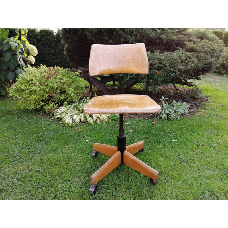 Vintage office chair adjustable in height
