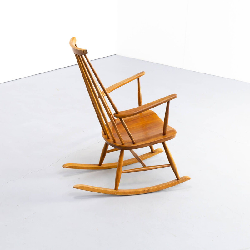 Rocking chair vintage en teck 1970