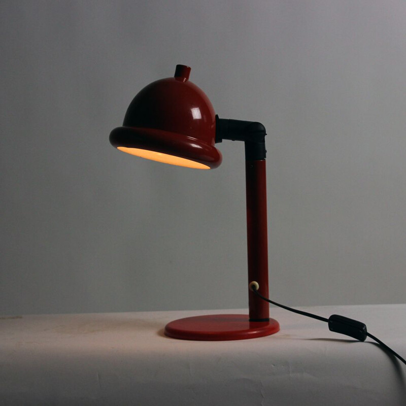 Lampe de table vintage en métal rouge, Tchécoslovaquie 1960