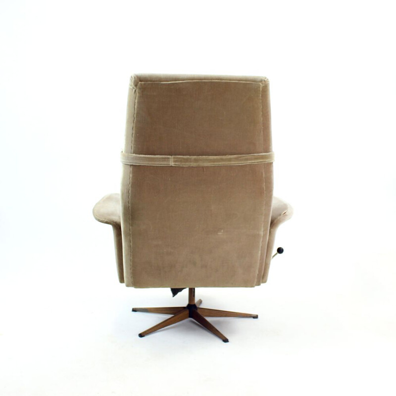 Midcentury Swivel Armchair In Silver Velvet, Czechoslovakia 1960s