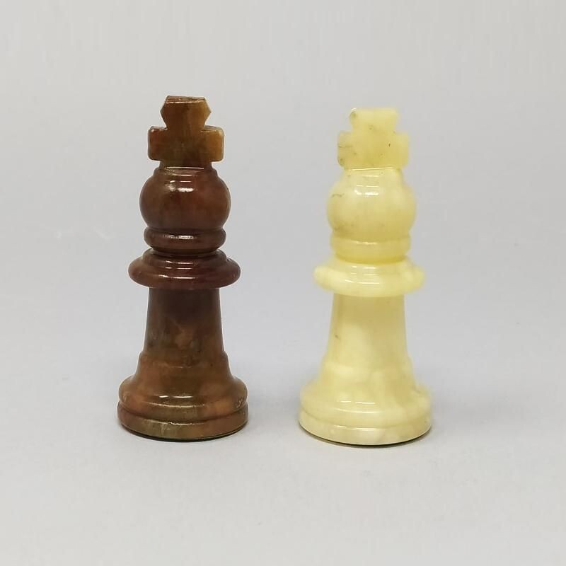 Vintage Chess Set in Volterra Alabaster Handmade Avvenuto Italian 1960s