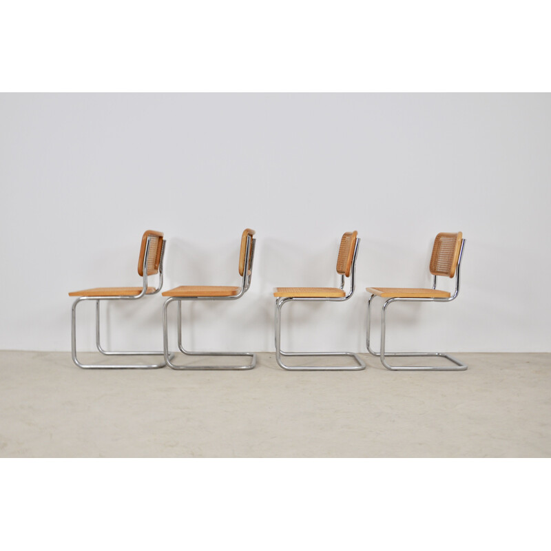 Lot de 4 chaises vintage par Marcel Breuer