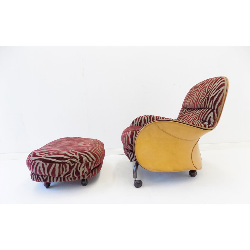 Vintage De Padova Louisiana armchair with ottoman by Vico Magistretti