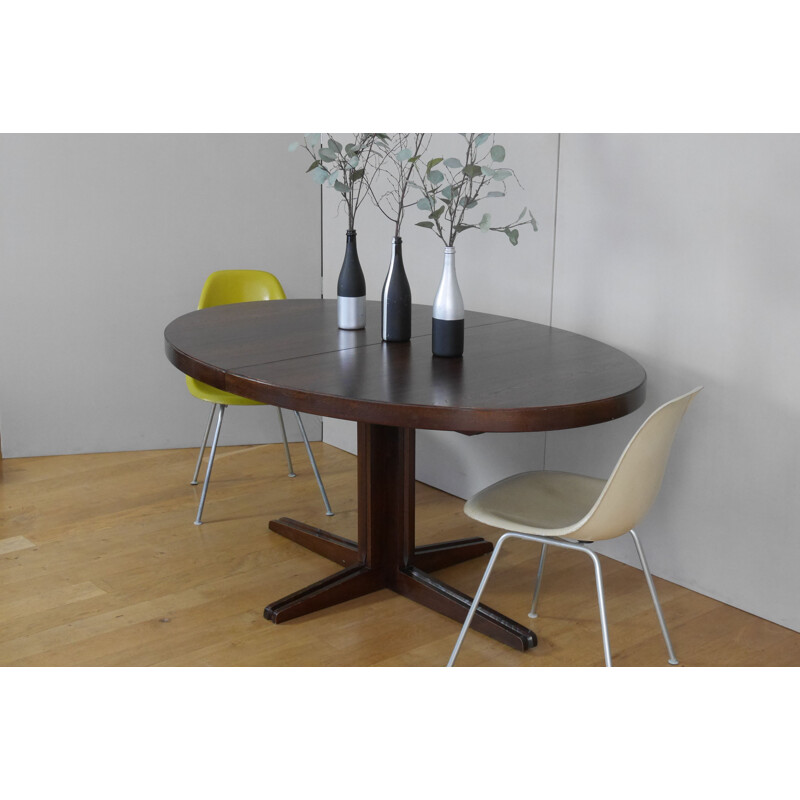 Vintage oval extensible table, Scandinavia