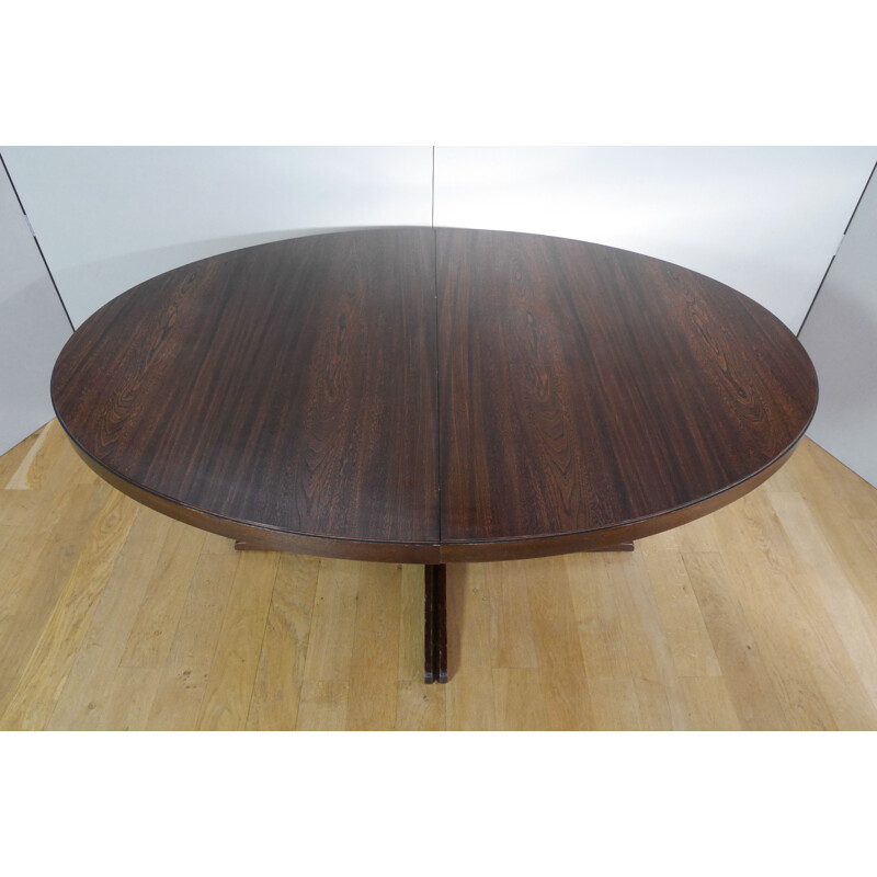 Vintage oval extensible table, Scandinavia