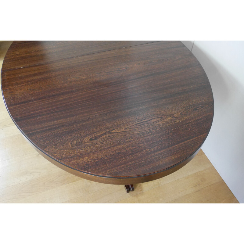 Vintage oval extensible table, Scandinavia