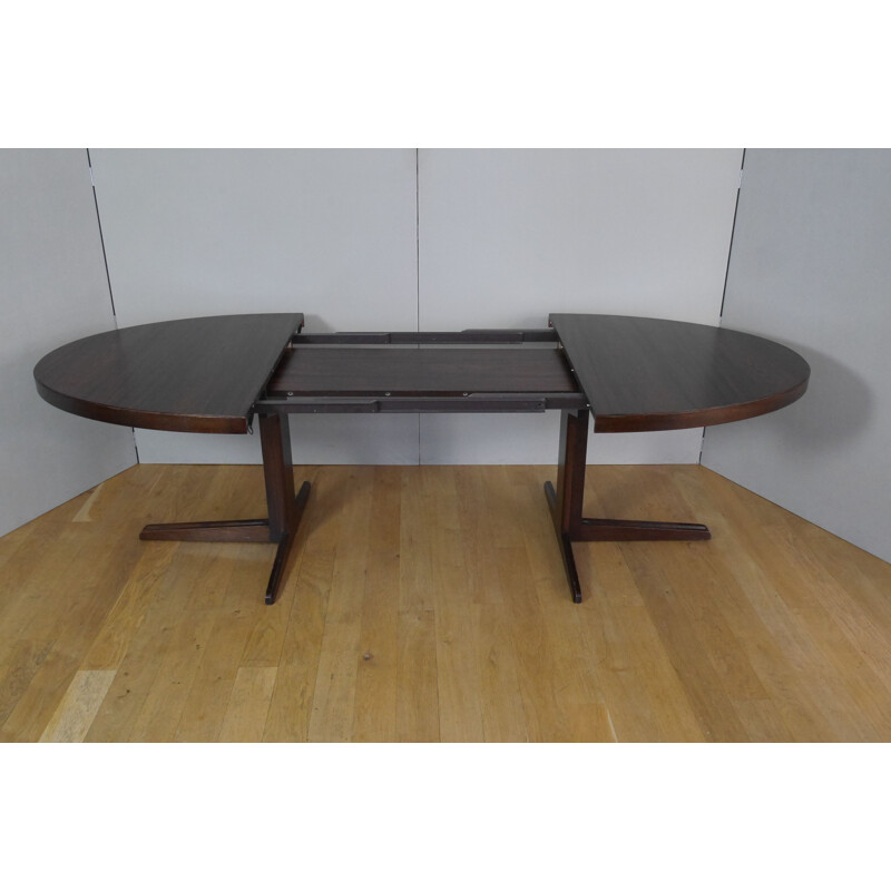 Vintage oval extensible table, Scandinavia