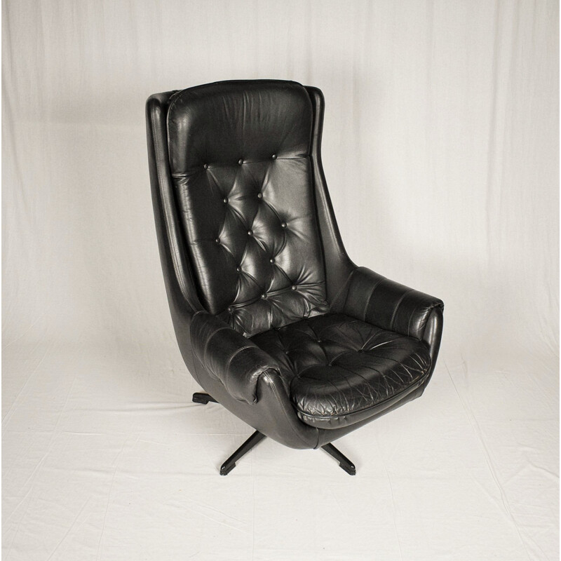 Vintage leather armchair from Peem, Scandinavia 1970