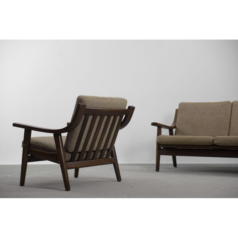 Par de sofás e poltronas vintage de 3 lugares por Hans J. Wegner para Getama Scandinavian 1960