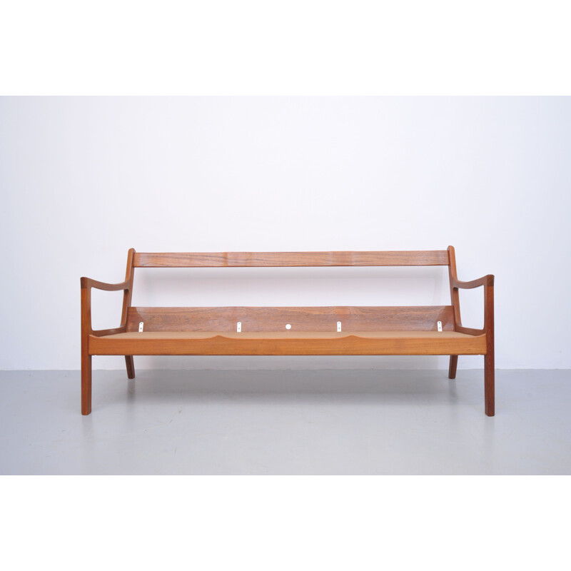 Vintage sofa 'Senator' Ole Wanscher by France & Son in Denmark