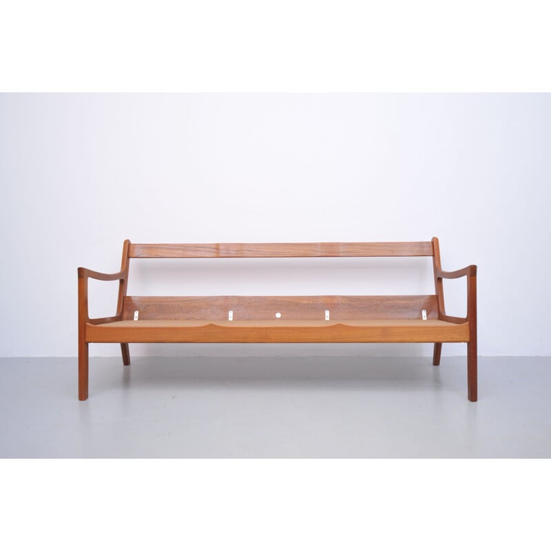 Vintage sofa 'Senator' Ole Wanscher by France & Son in Denmark