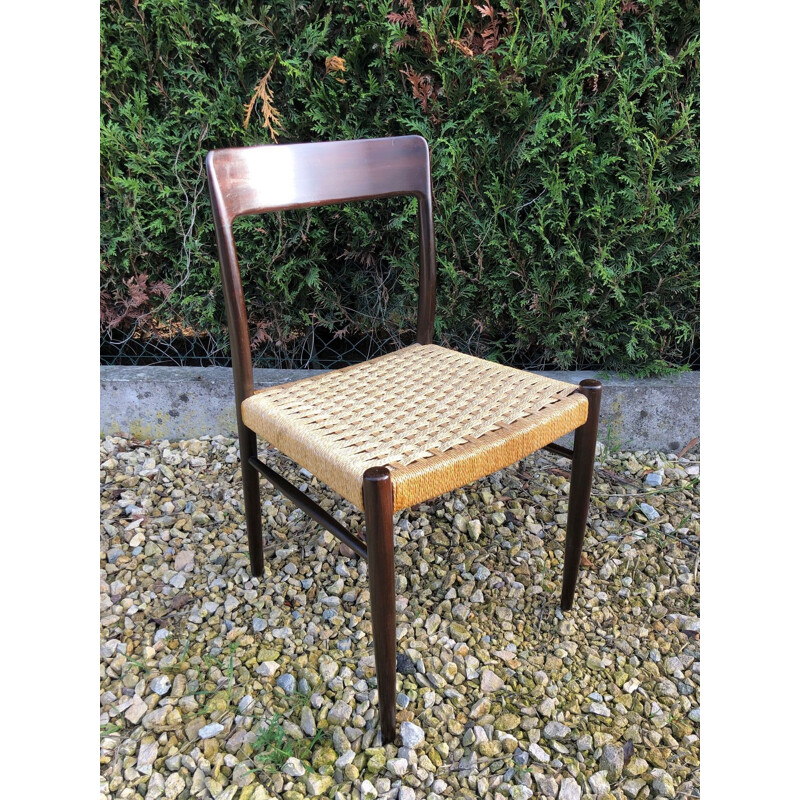 Set of 6 vintage Niels O Møller chairs by JL Møller 1960