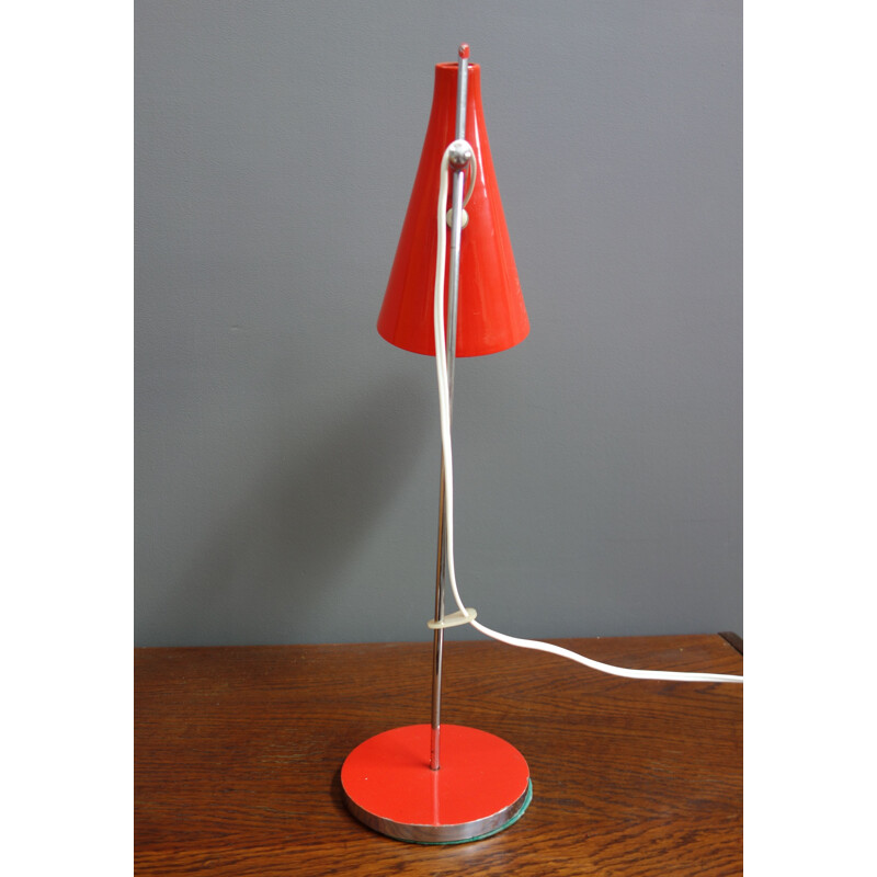 Lampe de table vintage rouge de Lidokov 1960