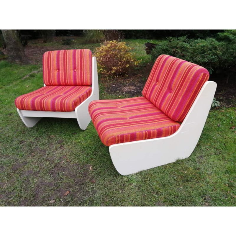 Pair of red vintage armchairs