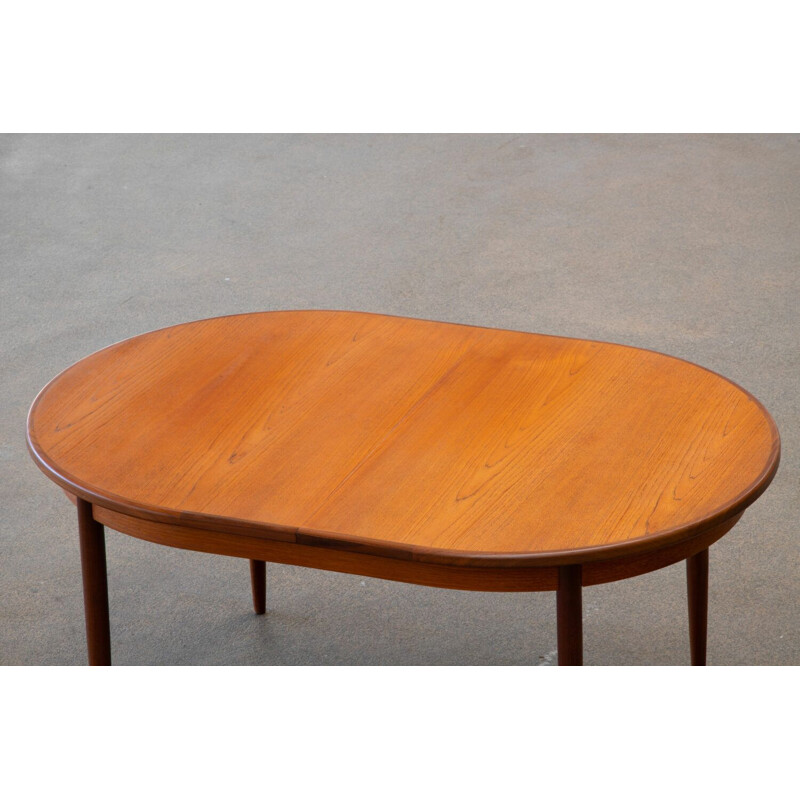 Vintage scandinavian table G-Plan 1960