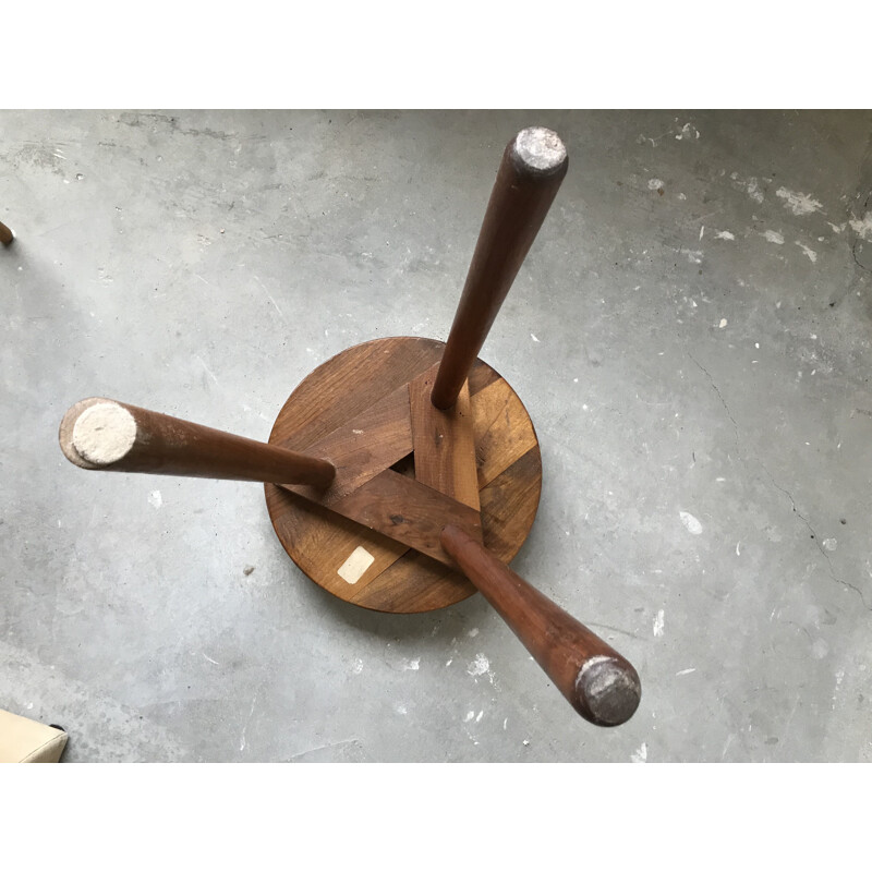 Vintage tripod stool in wood 1950