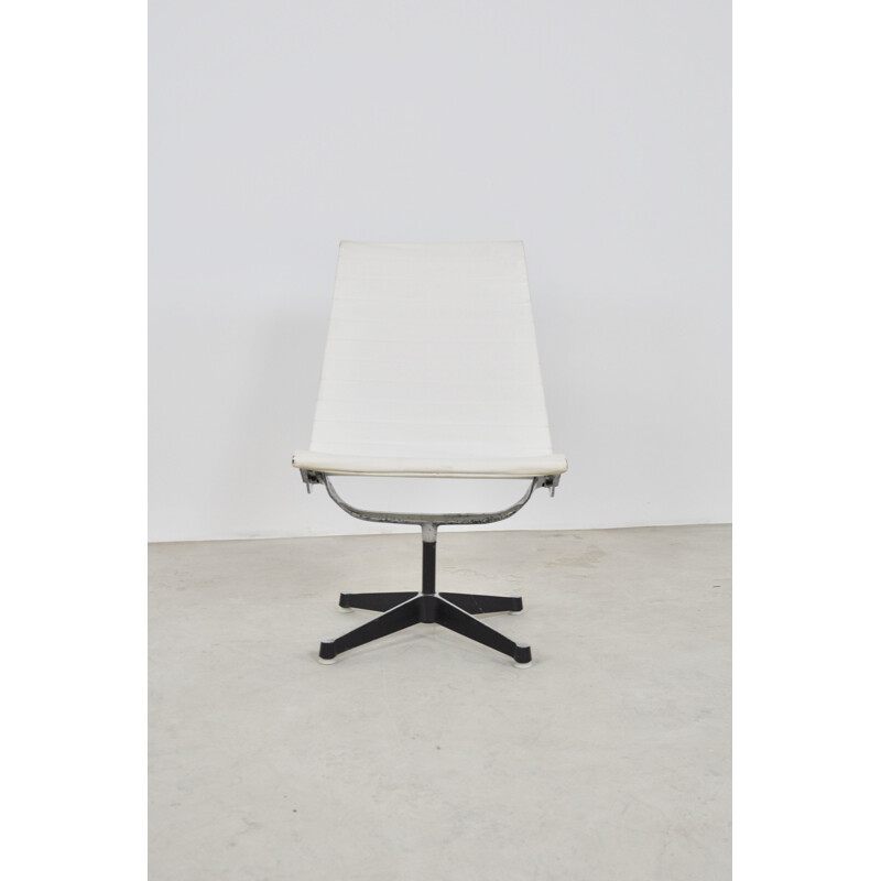 Fauteuil de bureau vintage blanc de Charles & Ray Eames pour Herman Miller 1970