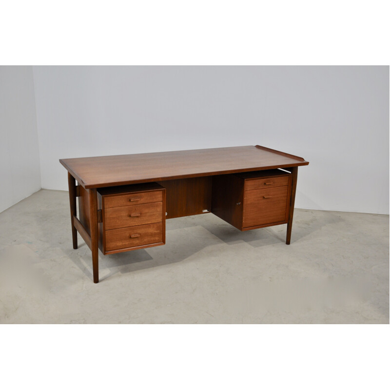 Vintage Desk by Arne Vodder for Sibast 1960s