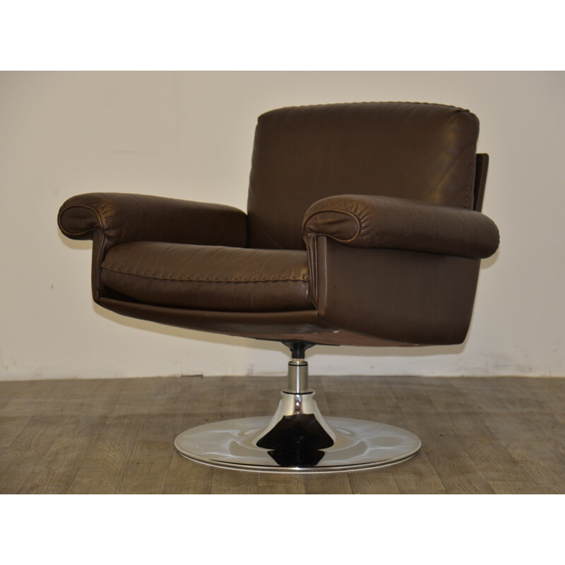 Fauteuil pivotant De Sede "DS 31" en cuir - 1970