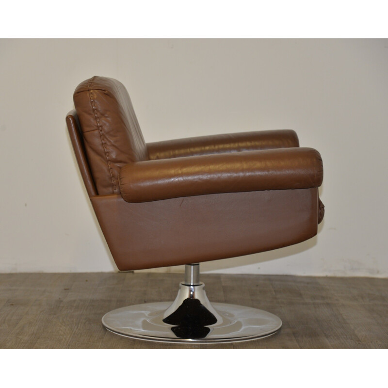 Vintage De Sede "DS 31" lounge armchair in brown leather - 1970s