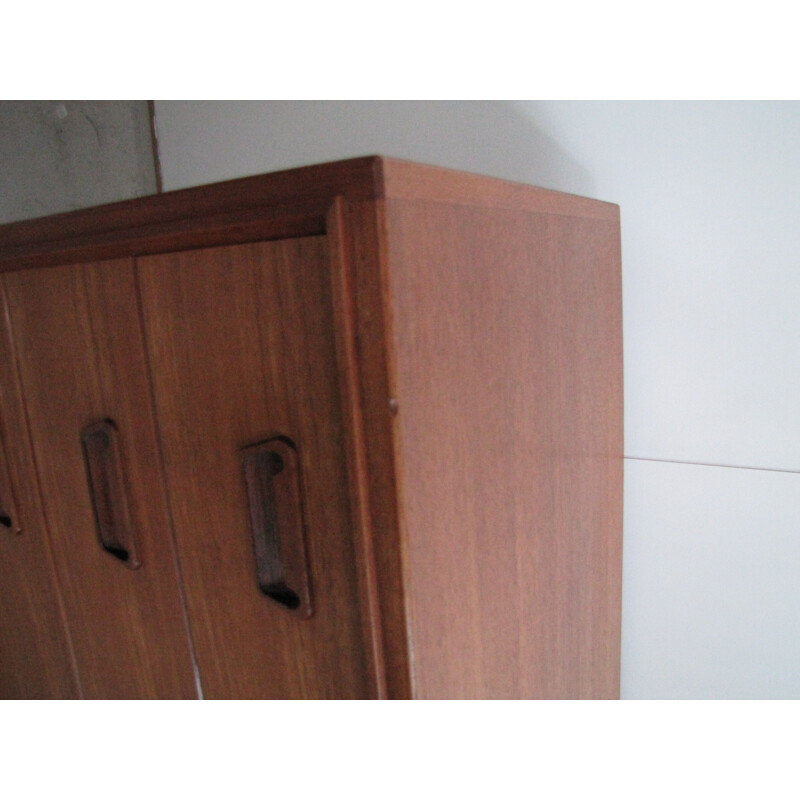 Vintage chest of drawers in teak danish