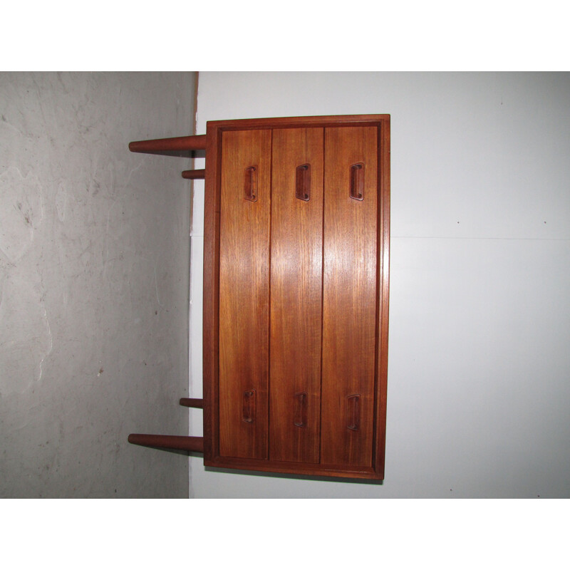 Vintage chest of drawers in teak danish