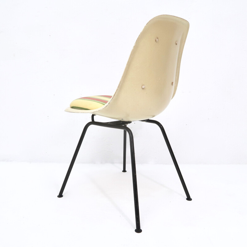 Vintage fiberglass chair by Charles and Ray Eames for Herman Miller and Vitra, 1960