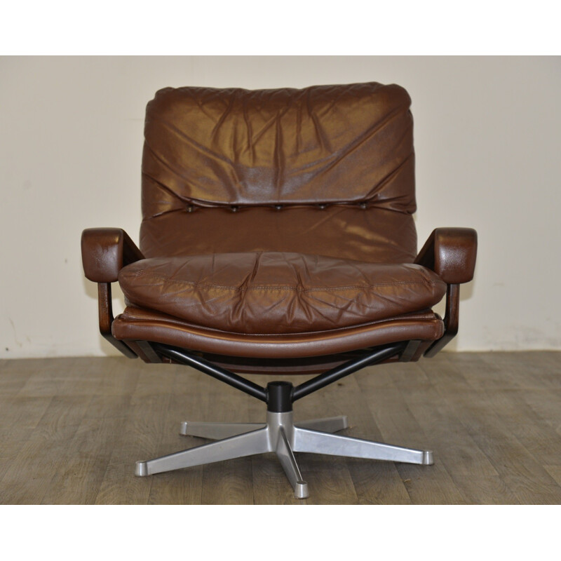 Strassle armchair in leather, Andre VANDENBEUCK - 1960s