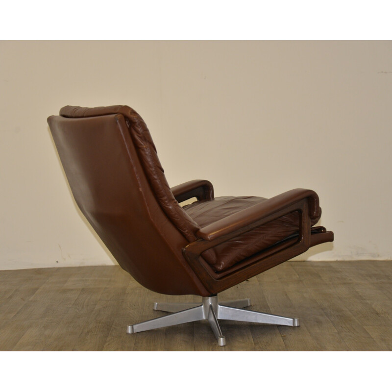 Strassle armchair in leather, Andre VANDENBEUCK - 1960s