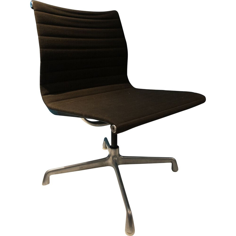 Vintage office chair by Charles and Ray Eames for Herman Miller