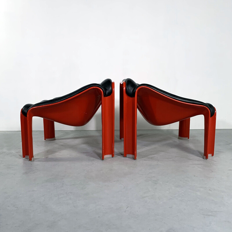 Pair of vintage F300 Lounge Chairs in Leather by Pierre Paulin for Artifort, 1960s